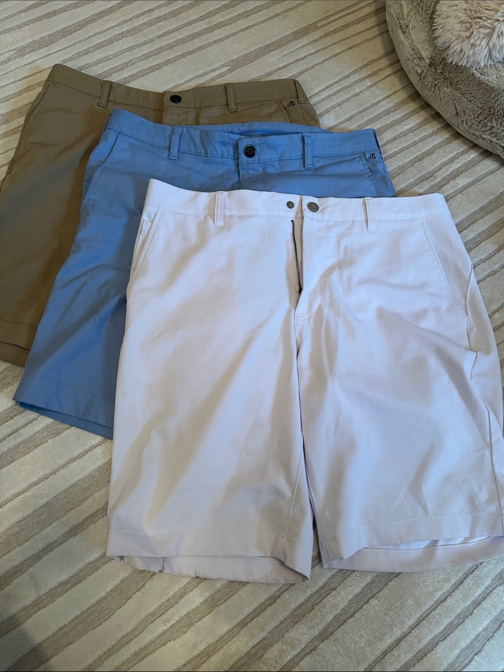 Men's Golf Shorts - 3 Pairs Maide & Bonobos Shorts - White, Blue, Tan
